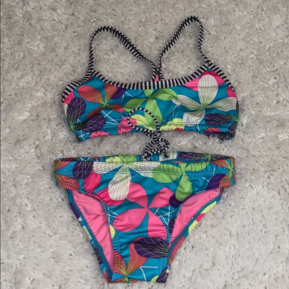 Dolfin Uglies Bikini (Jolyn for exposure)